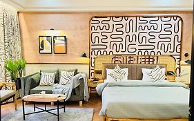 Boutique Hotel By One Tree